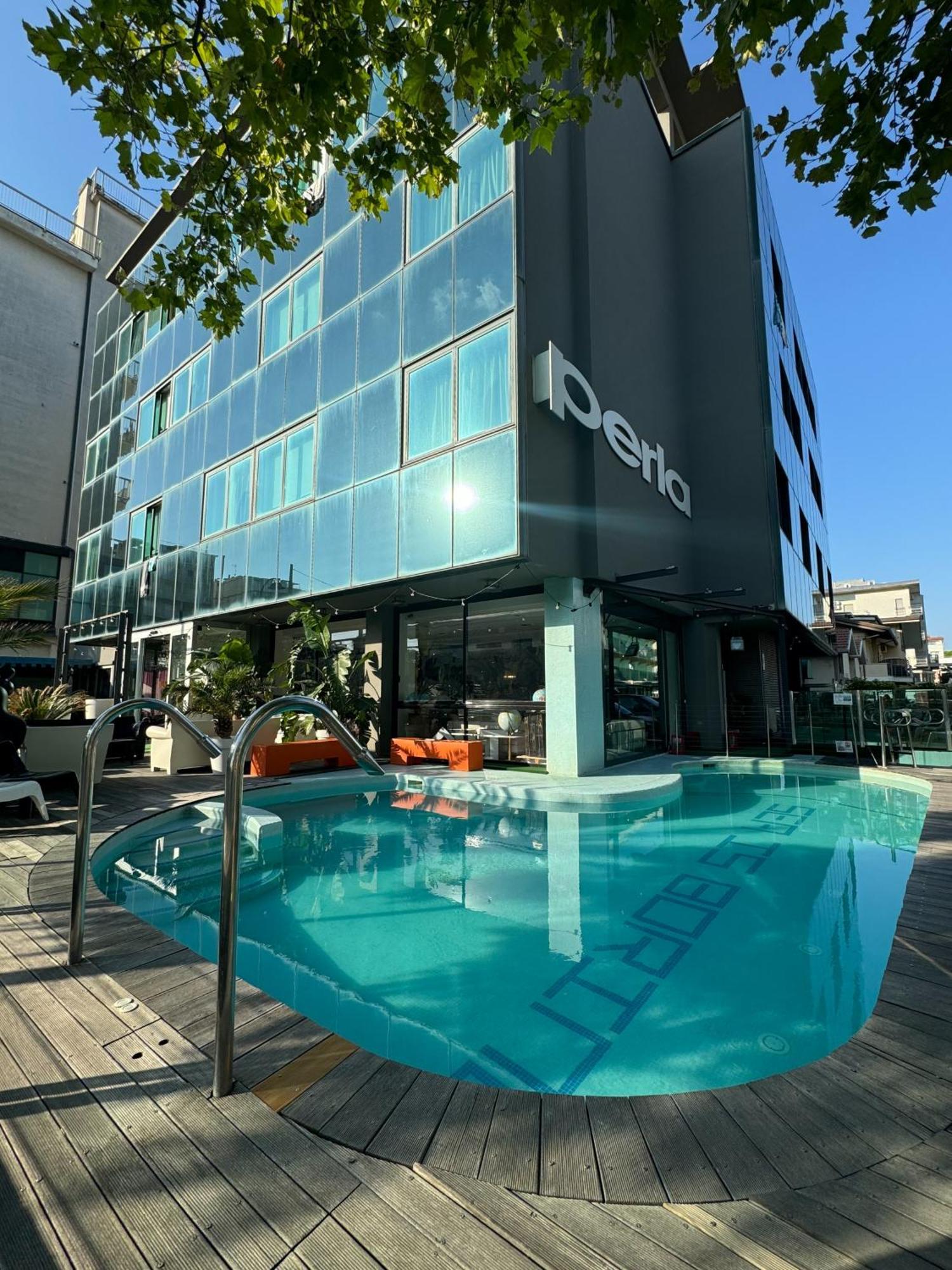 Hotel Perla - The Storyhoteller Riccione Exteriör bild