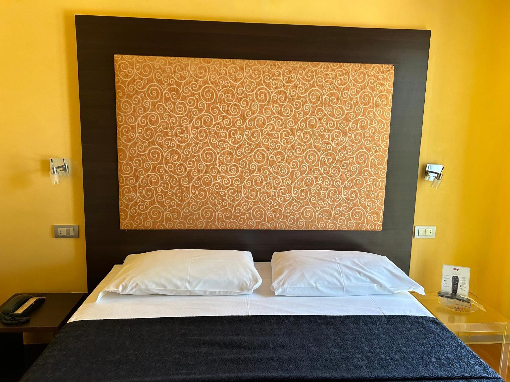 Hotel Perla - The Storyhoteller Riccione Exteriör bild
