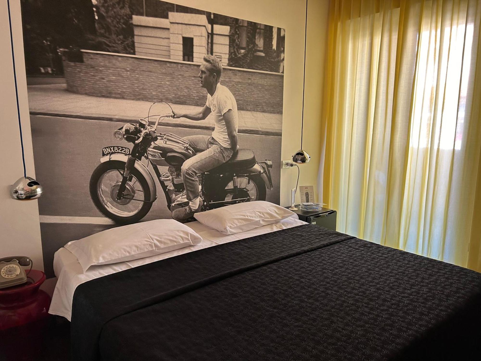 Hotel Perla - The Storyhoteller Riccione Exteriör bild