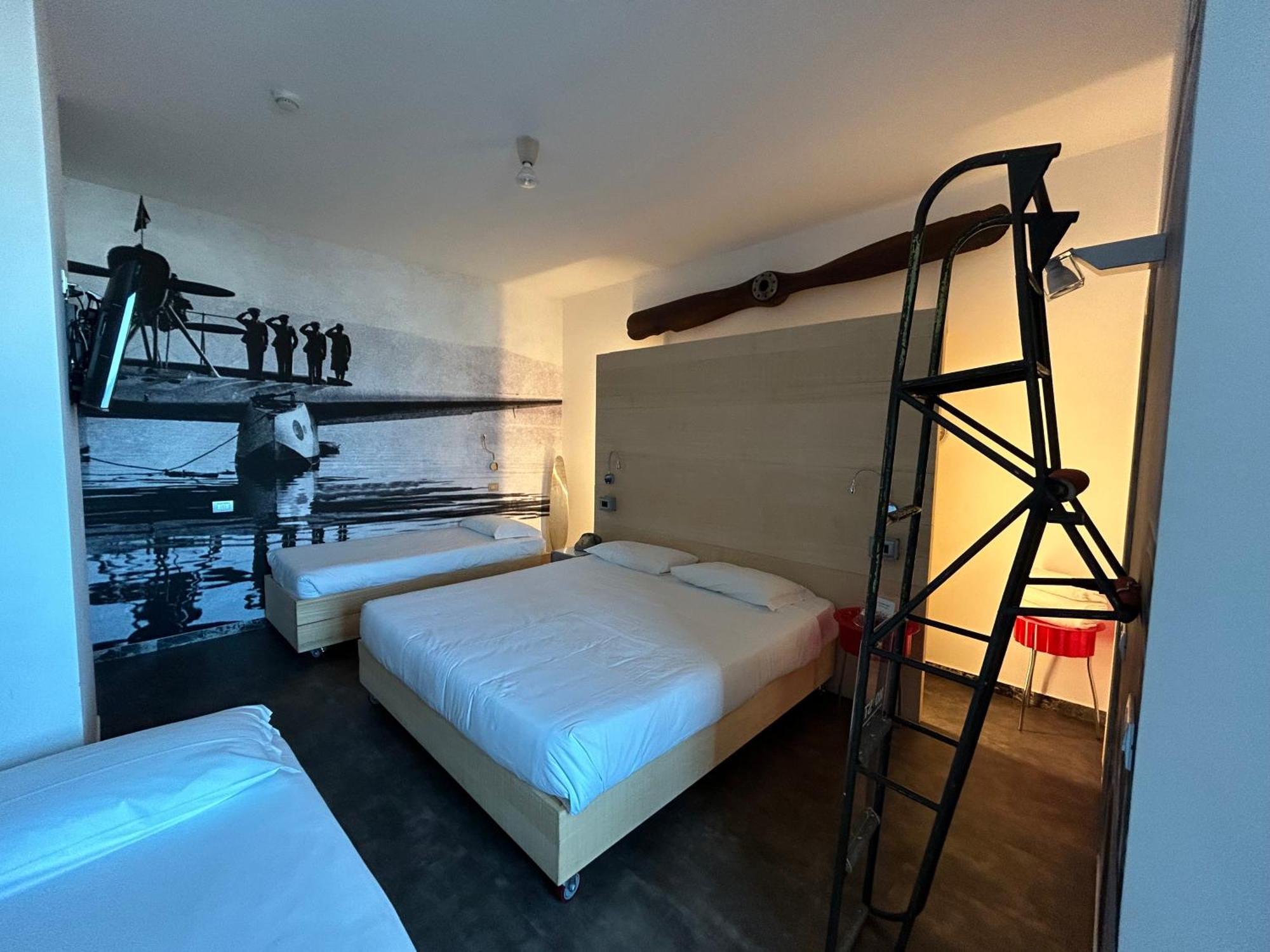 Hotel Perla - The Storyhoteller Riccione Exteriör bild