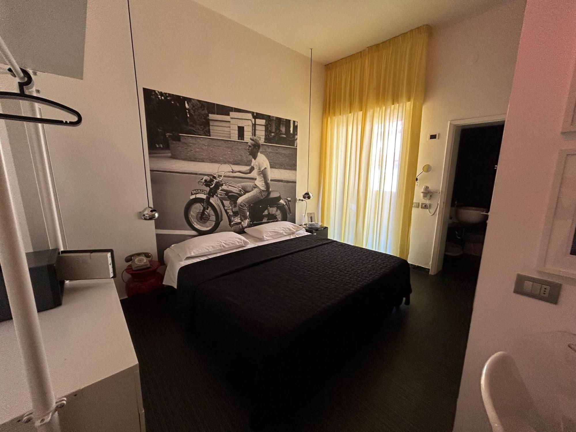 Hotel Perla - The Storyhoteller Riccione Exteriör bild