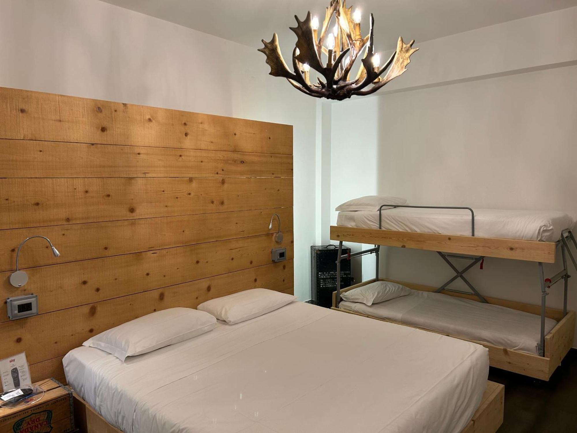 Hotel Perla - The Storyhoteller Riccione Exteriör bild