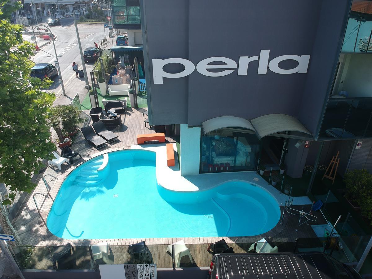 Hotel Perla - The Storyhoteller Riccione Exteriör bild